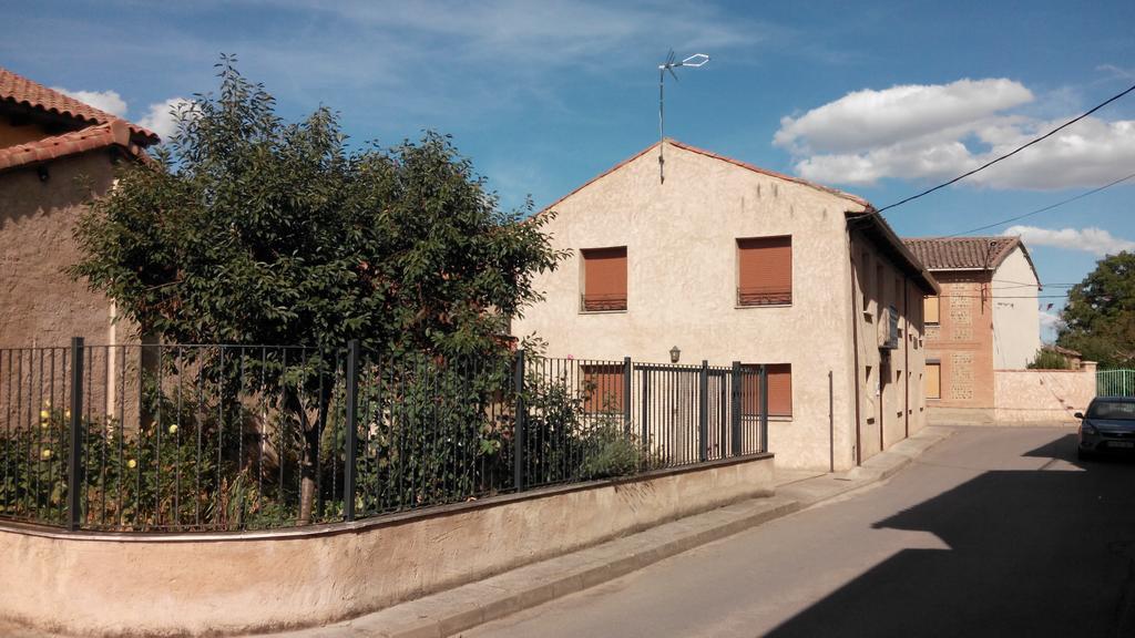 Mansilla Mayor Guest House Joaco מראה חיצוני תמונה